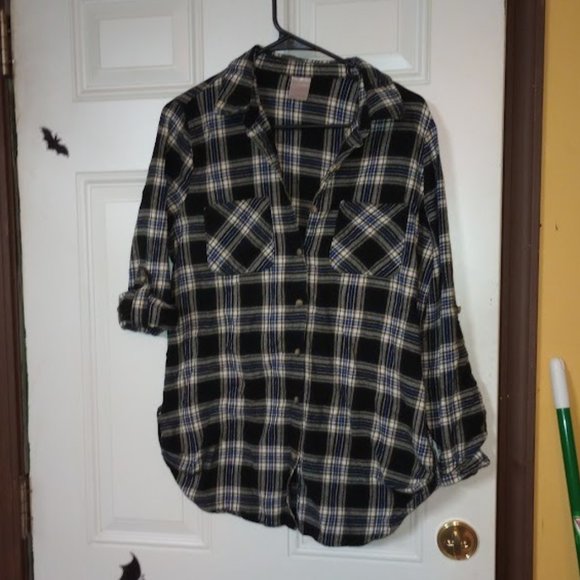 Flannel button down - Picture 1 of 8